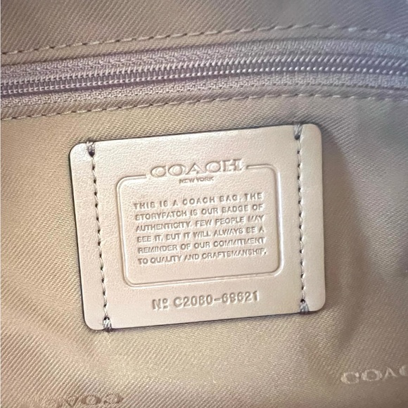 Cream Coach Bag - Picture 8 of 11